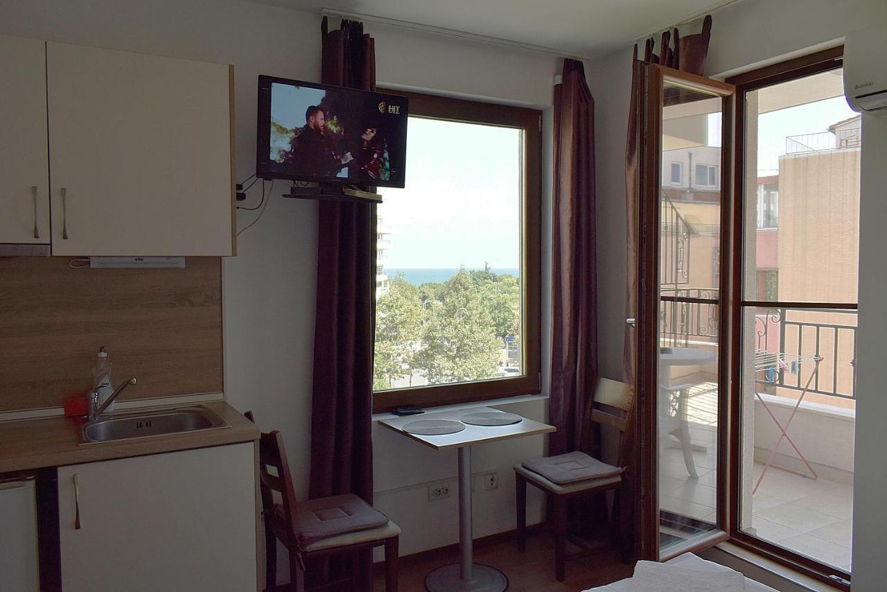 Flora Beach Apartaments Burgas Extérieur photo