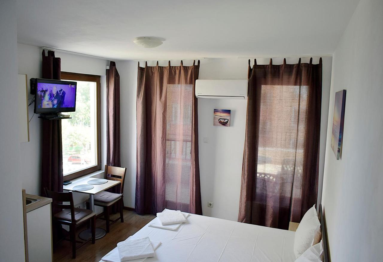 Flora Beach Apartaments Burgas Extérieur photo